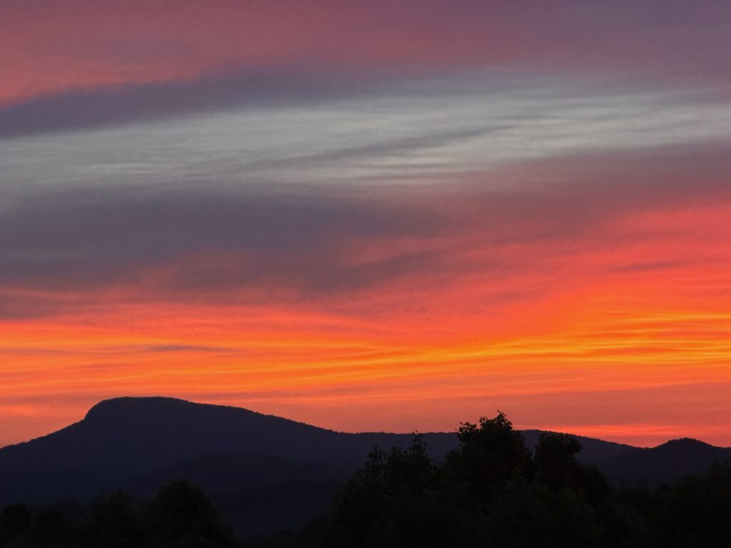 Photo of Buffalo Mountain at sunrise