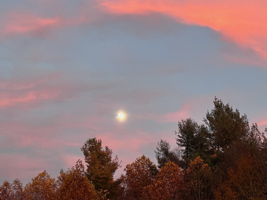 moonrise at dusk