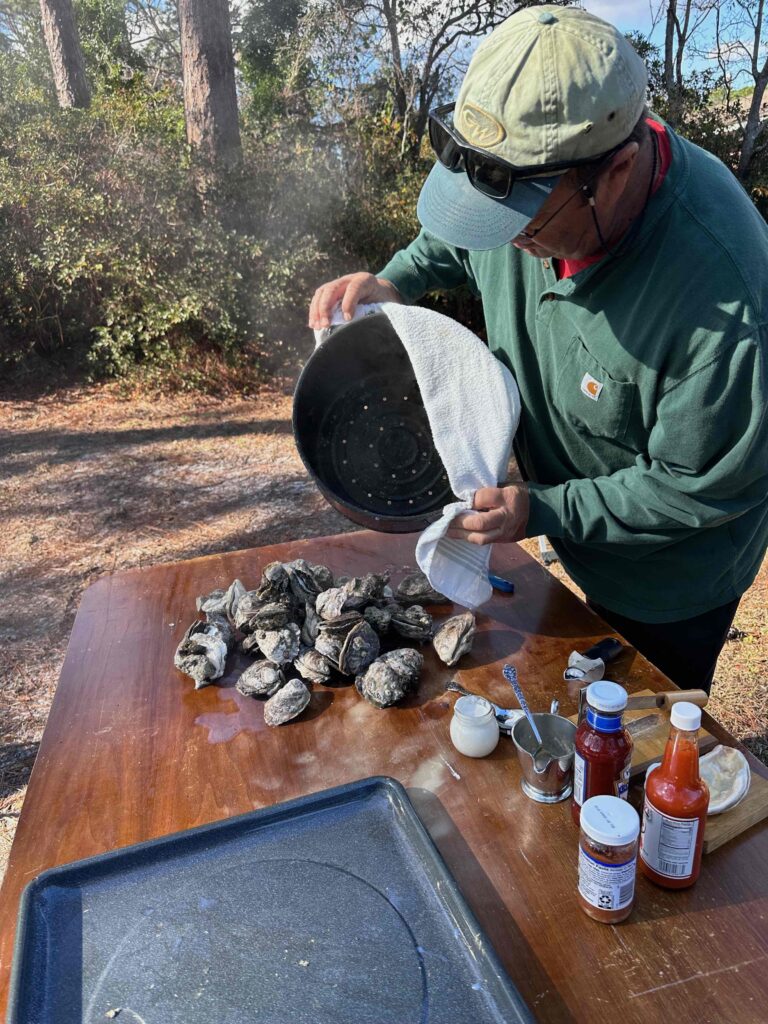 Steaming oysters poured out to be eaten