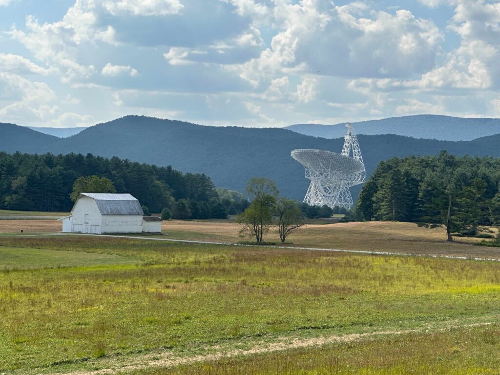 a radio telescope at Green Banks Observatory 